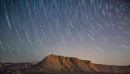 致命艺术与美学杀戮——新英雄“烬”的华丽登场